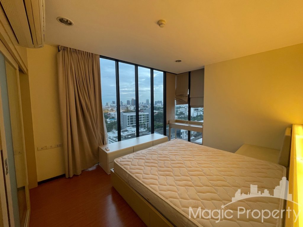 The Alcove Thonglor 10 - 2 Bedroom For Rent, Fully Furnished unit. Located near Don Donki Mall, Soi Sukhumvit 63, Khlong Tan Nuea, Wattana, Bangkok..
