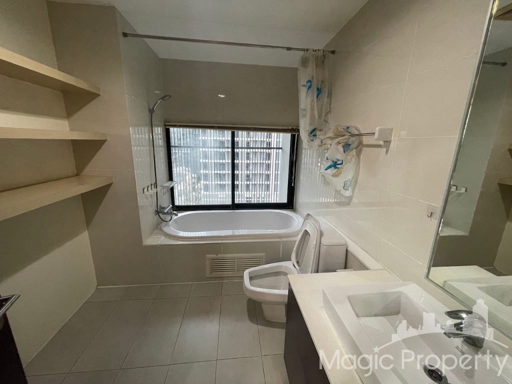 The Alcove Thonglor 10 - 2 Bedroom For Rent, Fully Furnished unit. Located near Don Donki Mall, Soi Sukhumvit 63, Khlong Tan Nuea, Wattana, Bangkok..