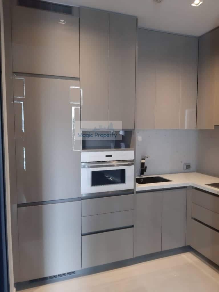 The Diplomat 39 Condominium - 2 Bedroom For Sale – Photo 1