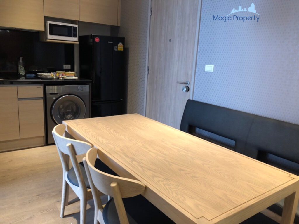 2 Bedroom Condominium For Rent in Park 24 Near BTS Phrom Phong – Photo 2