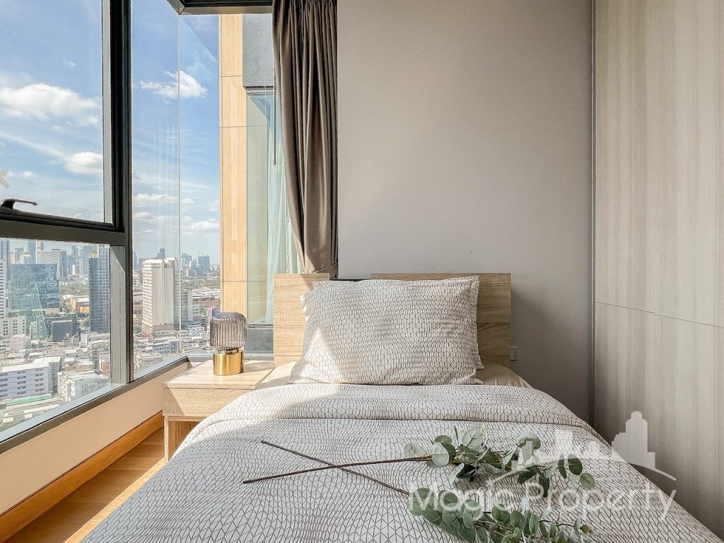 Property Image – The Lumpini 24
