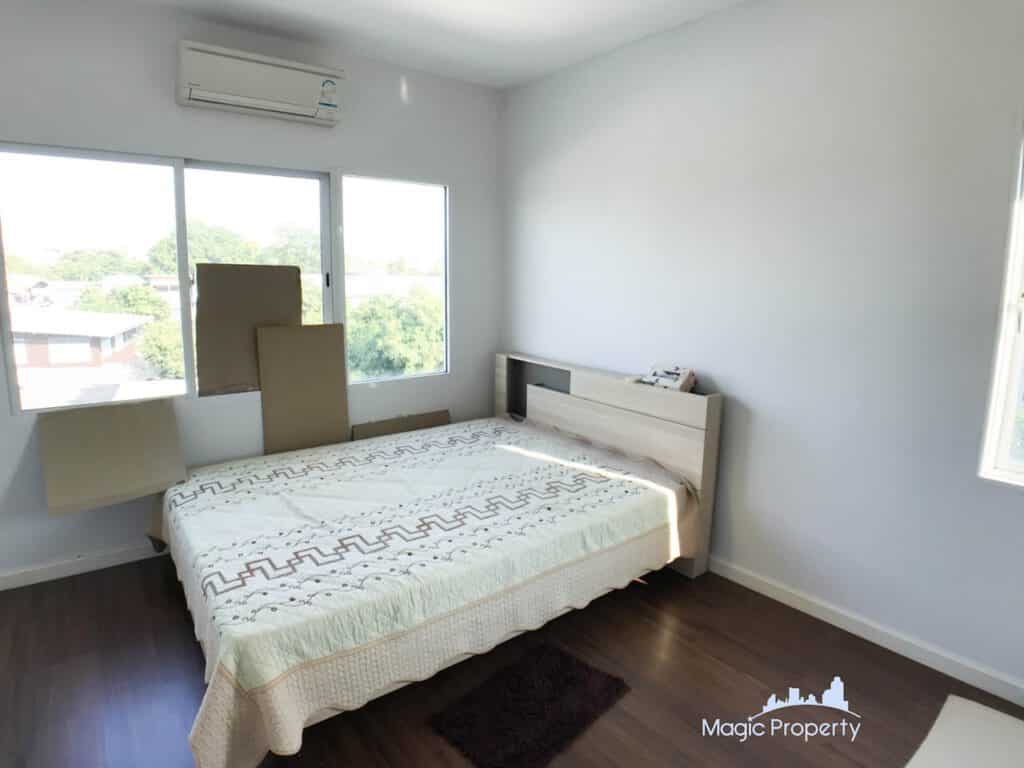 Town Avenue Vibhavadi 60 Townhouse For Sale