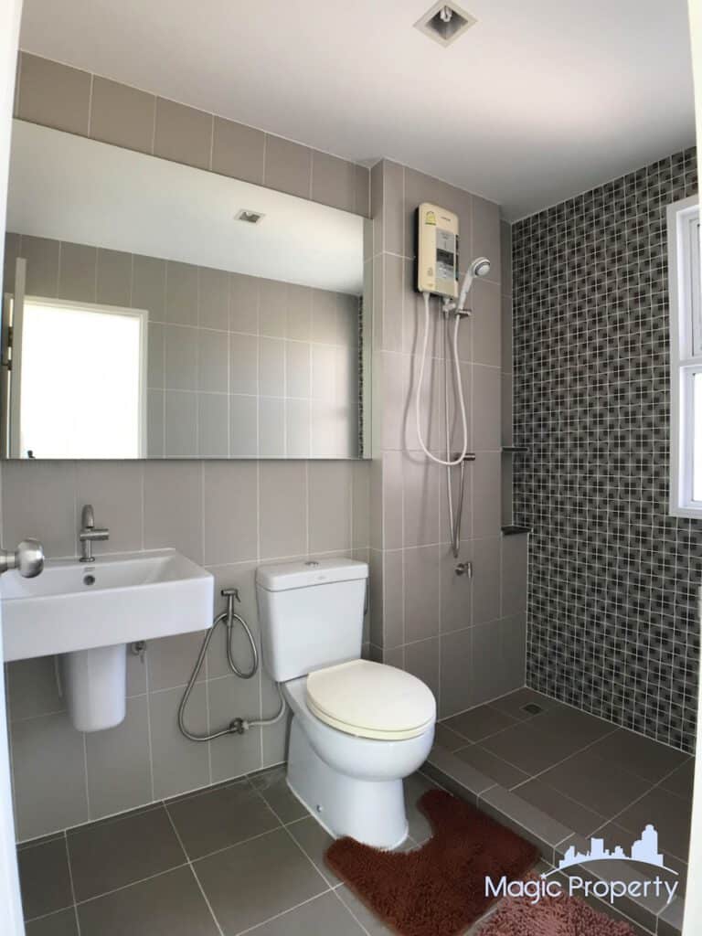 3 Bedrooms Townhouse For Sale  in Town Avenue Vibhavadi 60 Talat Bang Khen, Lak Si, Bangkok 10210