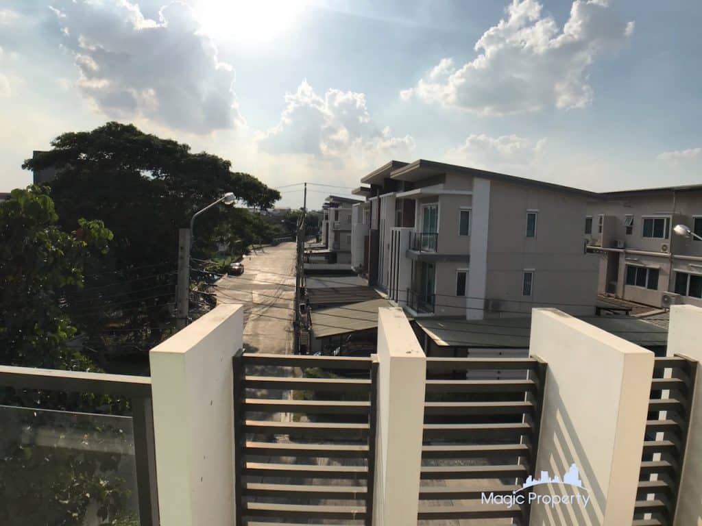 Town Avenue Vibhavadi 60 Townhouse For Sale