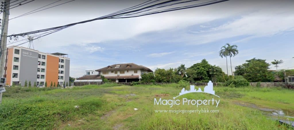 203 Square Wah Land for Sale in Kaset Nawamin, Chorakhe Bua, Lat Phrao, Bangkok. for more details please contact us...