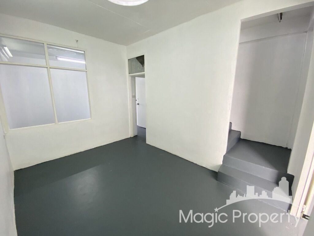 Property Image – Shophouse For Sale in Sukhumvit 71(Pridi 32)