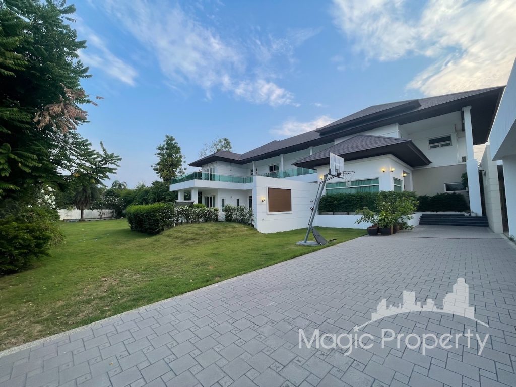 Property Image – House For Sale in Windmill Village Bang Na