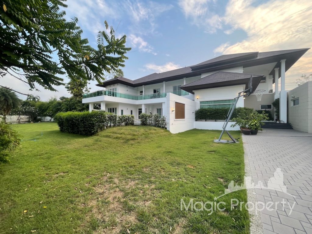 Property Image – House For Sale in Windmill Village Bang Na