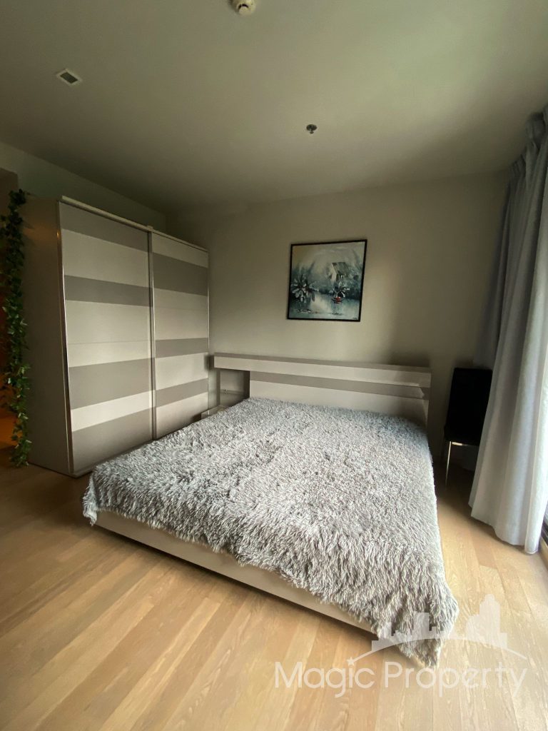 Noble Refine Studio For Rent. Located at Sukhumvit 26, Khlong Tan, Khlong Toei, Bangkok 10110. Near BTS Phrom Phong 