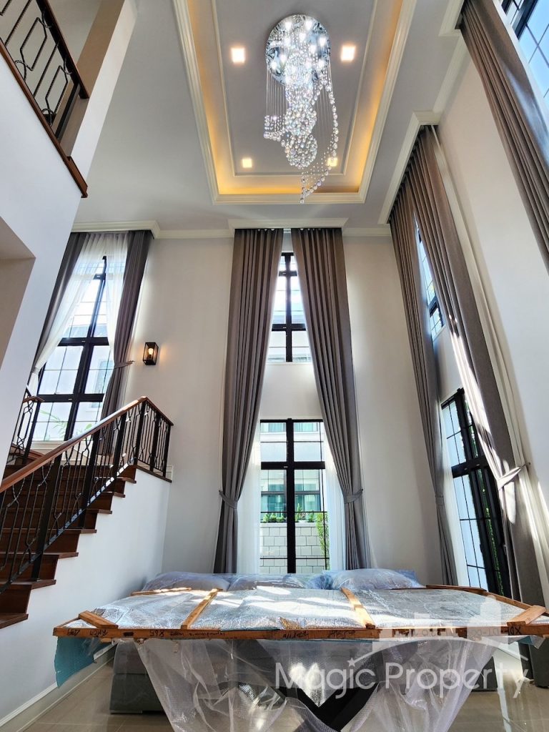 Property Image – The Palazzo Srinakarin