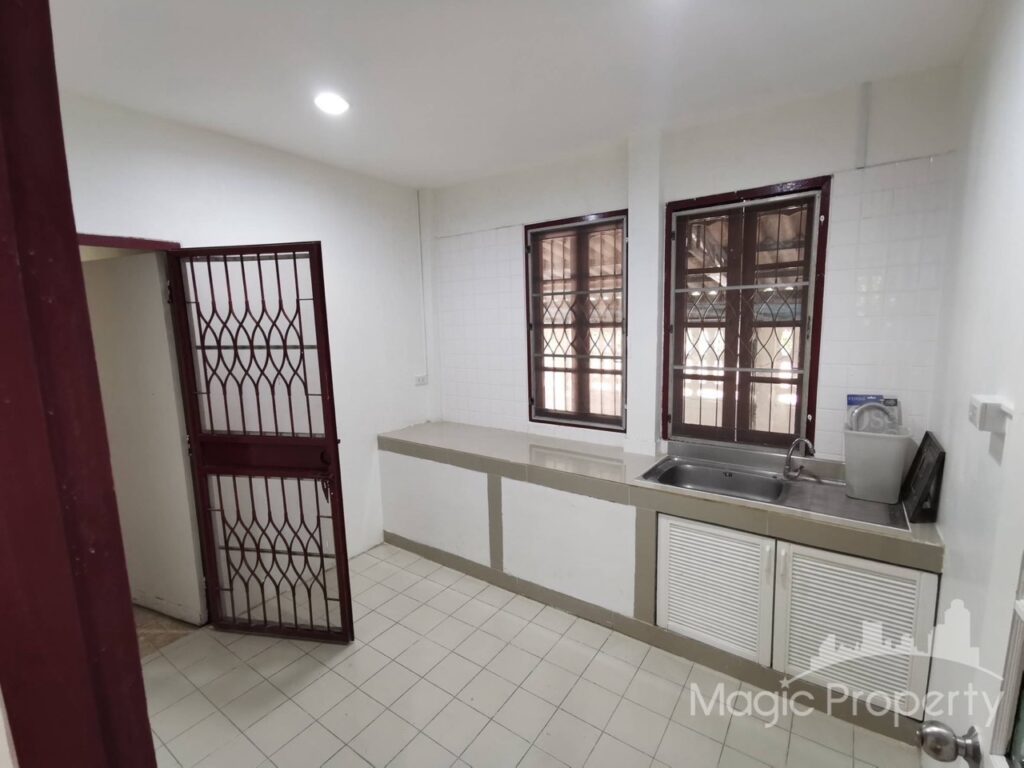 Property Image – Prachachuen village Samakkhi Road