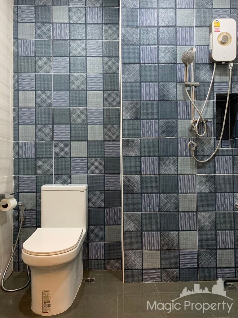 3 Bed Townhome in Bang Sue, Bangkok | ฿40,000 | MGP1484 – Photo 13