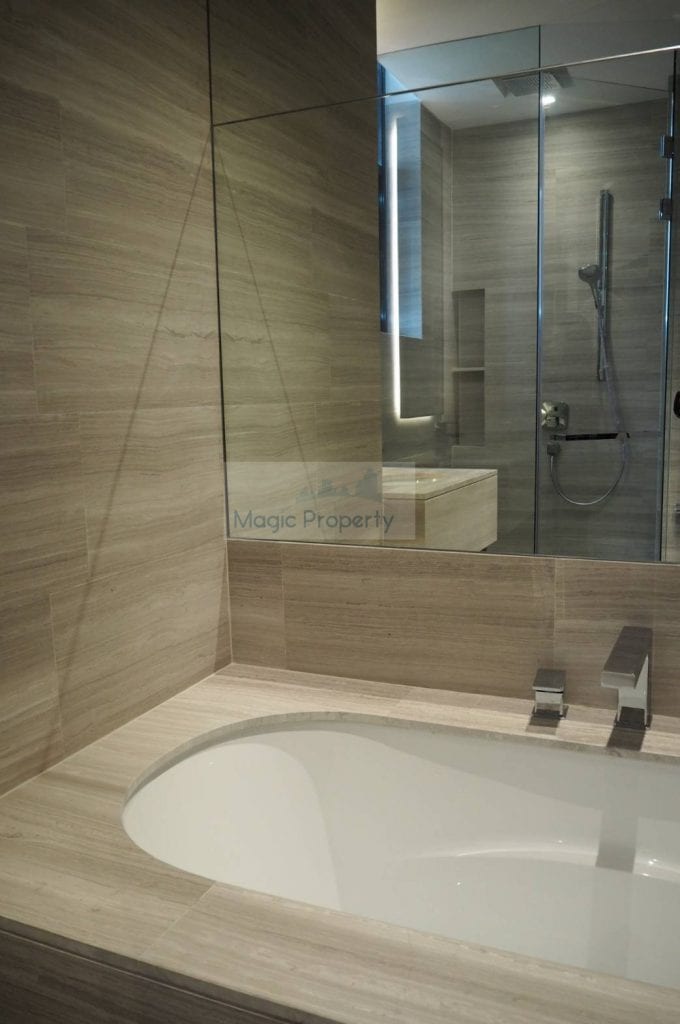 The Diplomat 39 Condominium For Sale | Near BTS Phrom Pong – Photo 3