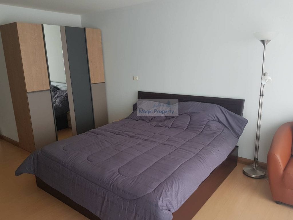 Fully Furnished Studio Room For Rent in Plus 38 Hip Condominium. Located in Soi Sukhumvit 38, Near BTS Thong Lo around 480 Meters...