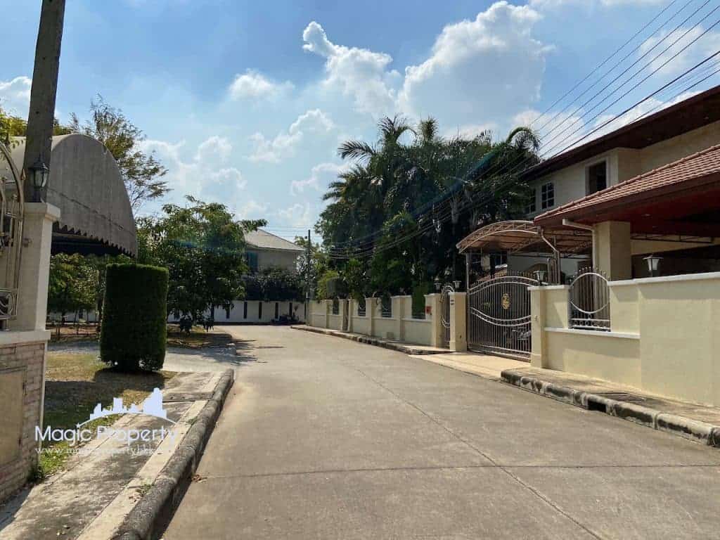 Grand Canal Prachachuen 3 bedroom Single house for sale in Bang Talat, Pak Kret, Nonthaburi