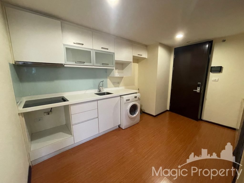 The Alcove Thonglor 10 - 2 Bedroom For Rent, Fully Furnished unit. Located near Don Donki Mall, Soi Sukhumvit 63, Khlong Tan Nuea, Wattana, Bangkok..