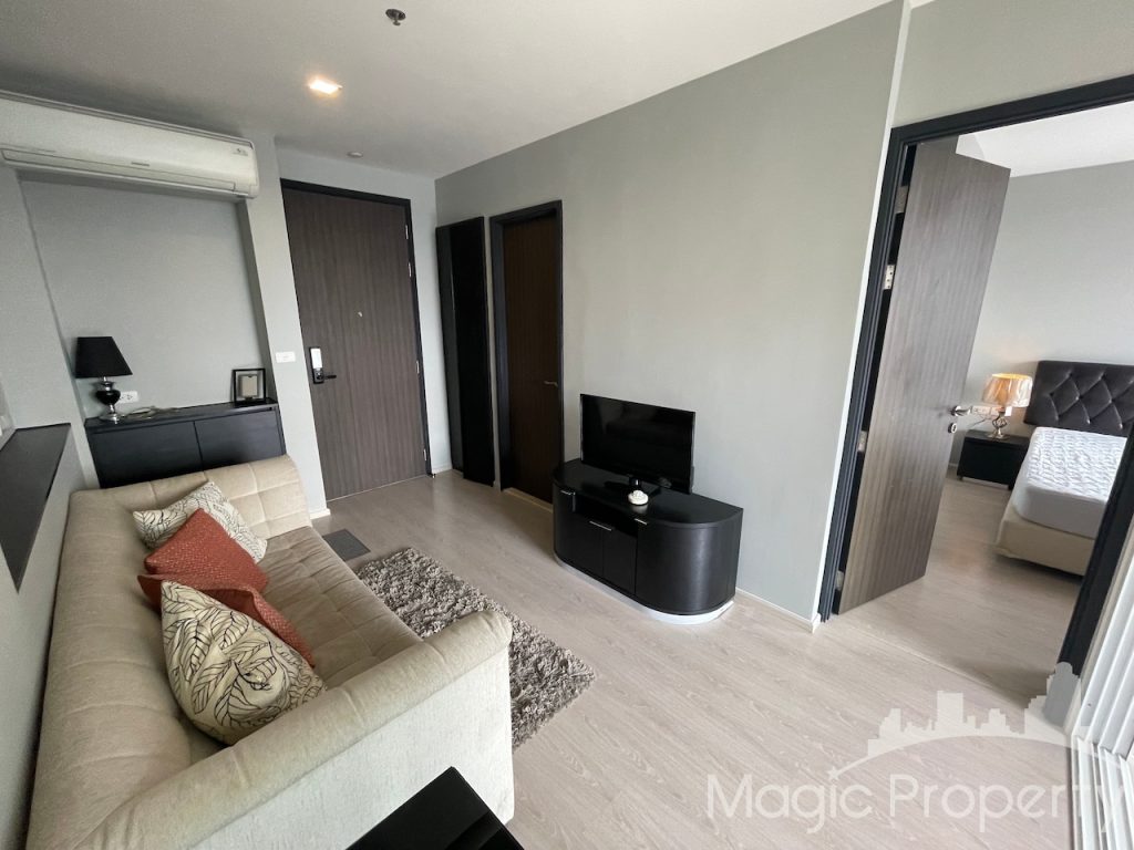 Rhythm Sukhumvit 44/1 condominium 1 Bedroom For Sale. Located at Sukhumvit Rd, Phra Khanong, Khlong Toei, Bangkok 10110