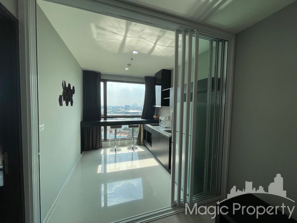 Rhythm Sukhumvit 44/1 condominium 1 Bedroom For Sale. Located at Sukhumvit Rd, Phra Khanong, Khlong Toei, Bangkok 10110