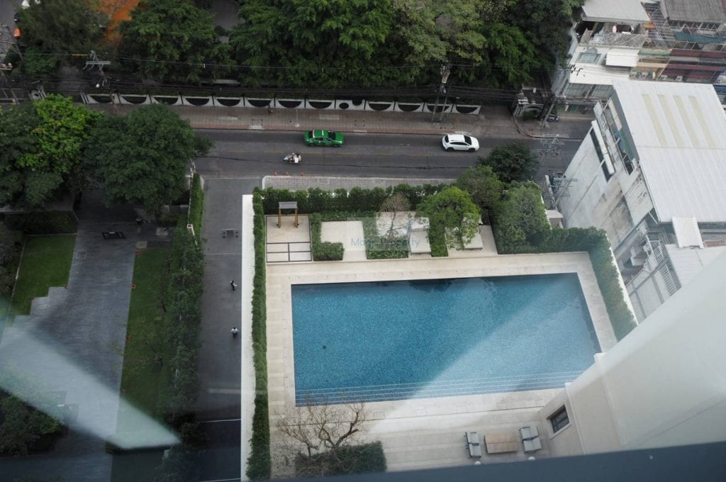 The Diplomat 39 Condominium 2 Bedroom For Rent