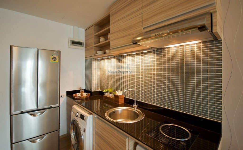 Noble refine condominium