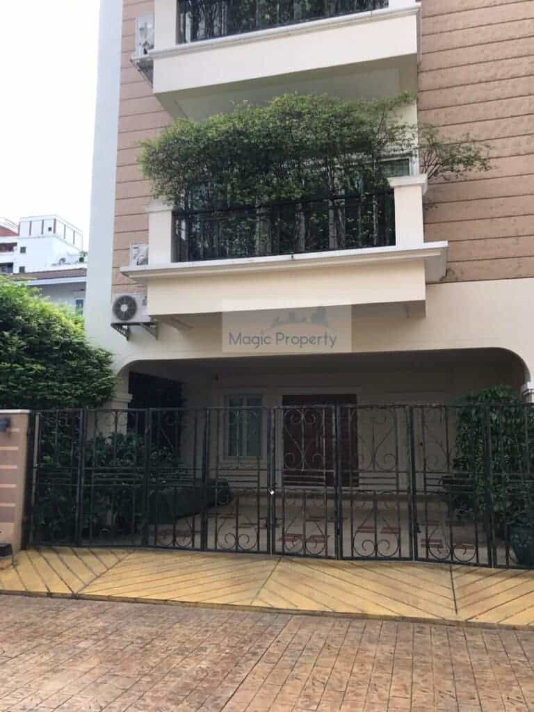 For Sale 4 Bed Townhome in Bang Kapi, Bangkok | ฿33,000,000 – Photo 3