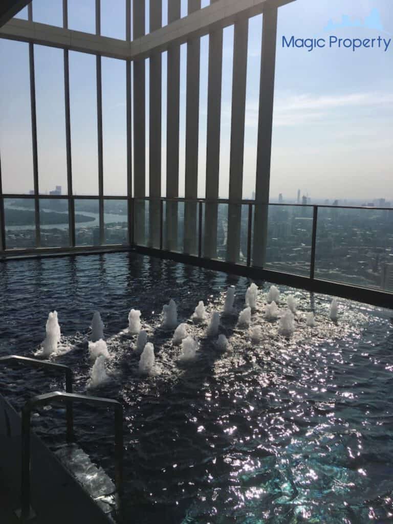 2 Bedroom Condominium For Rent in Park 24 Near BTS Phrom Phong – Photo 1