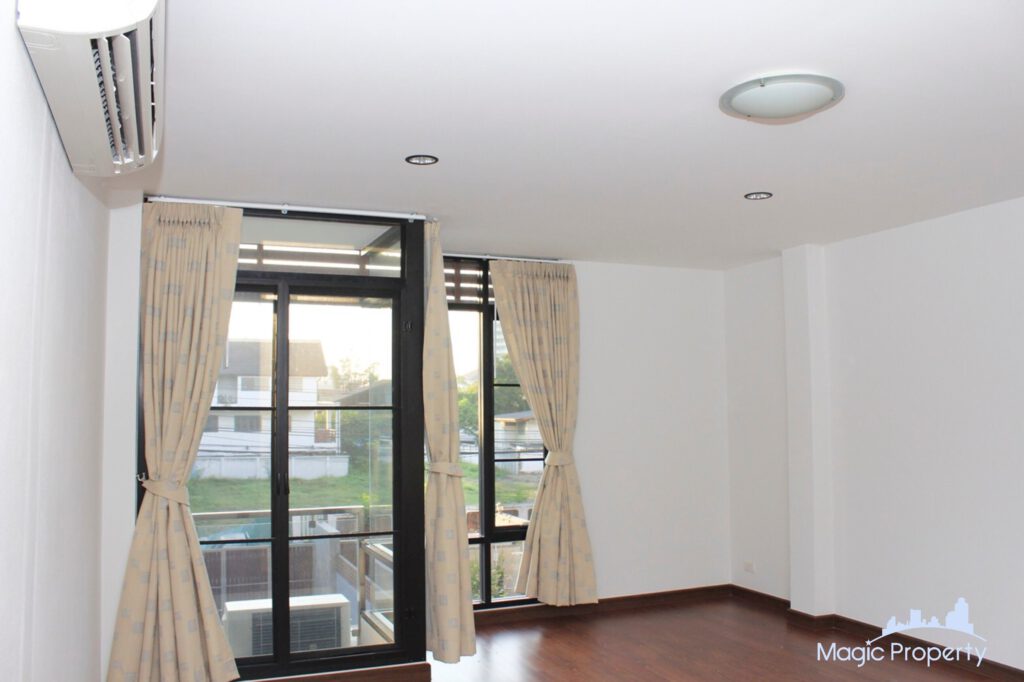 For Rent 4 Bed Townhome in Samsen Nai, Bangkok | ฿65,000/month | MGP321 – Photo 5