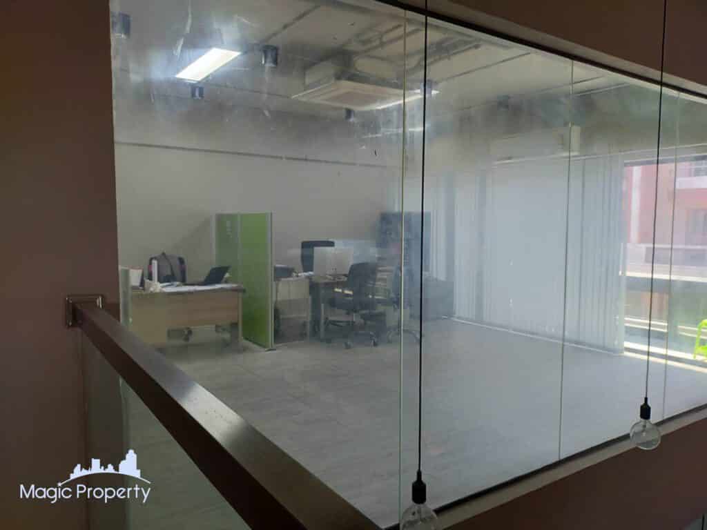 Rented Commercial/Office in Park Avenue Ekkamai, Khlong Tan Nuea, Bangkok | ฿135,000 | MGP142 – Photo 10