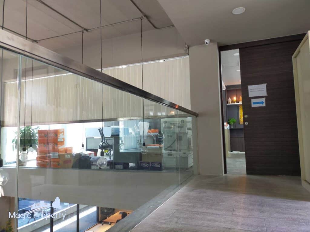 Rented Commercial/Office in Park Avenue Ekkamai, Khlong Tan Nuea, Bangkok | ฿135,000 | MGP142 – Photo 11