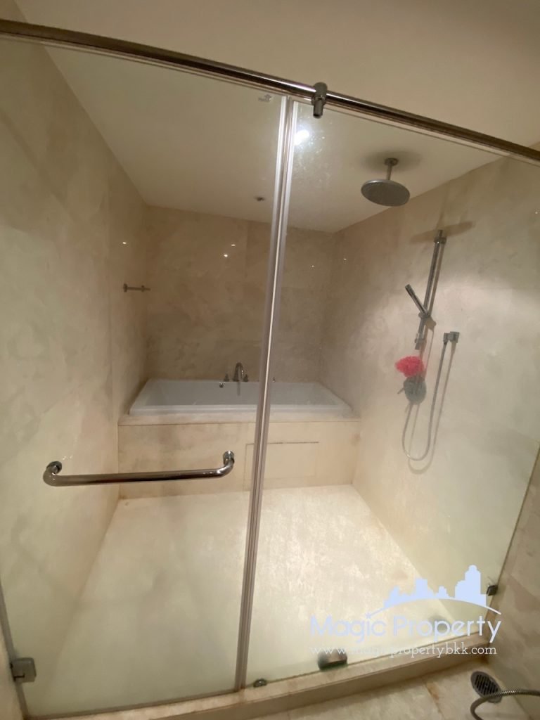 Property Image – Eight Thonglor Residence