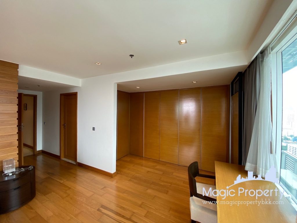Property Image – Eight Thonglor Residence