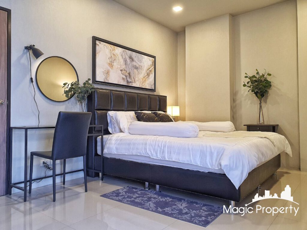 Noble Revent condominium