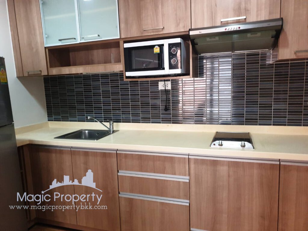 The Alcove 49 Condominium project. Located at Sukhumvit 49, Khlong Tan Nuea, Watthana, Bangkok. Near BTS Thonglor..