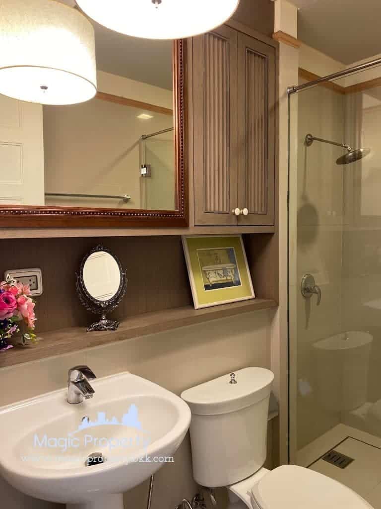 Aguston Sukhumvit 22 Condominium 2 Bedroom For Sale