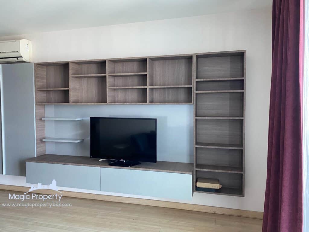 Sky walk Residences 2 Bedroom For Rent