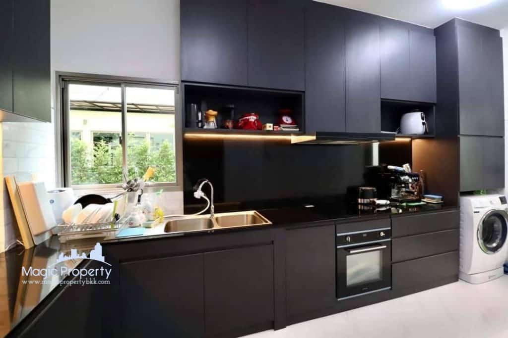 5 Bedrooms Single House For Sale in Perfect Masterpiece Krungthep Kreetha, Khlong Song Ton Nun, Lat Krabang, Bangkok..