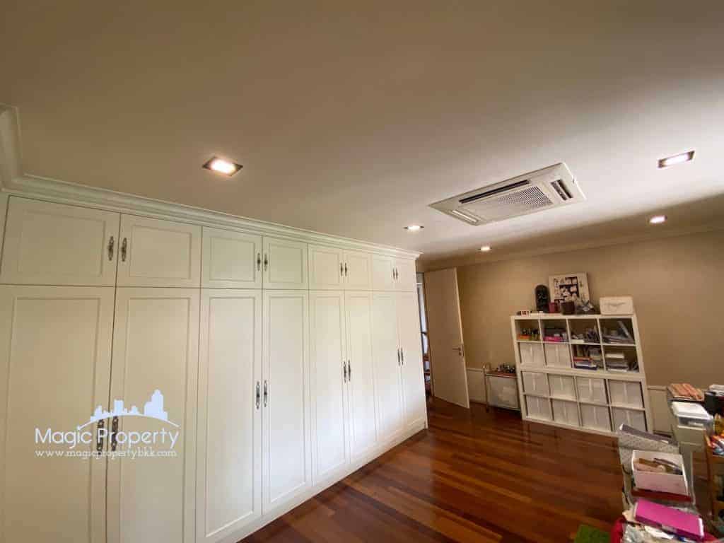 4 Bedrooms Single house For Sale in Windmill Village Bangna-Trad Road - Windmill Village Bangna Golf Course