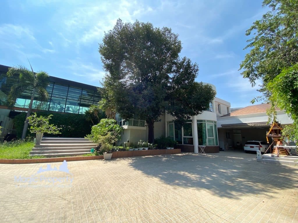 4 Bedrooms Single house For Sale in Windmill Village Bangna-Trad Road - Windmill Village Bangna Golf Course