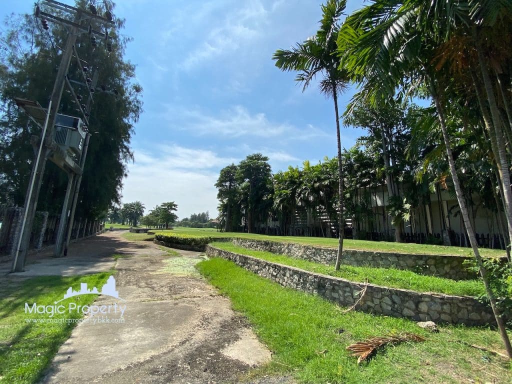 4 Bedrooms Single house For Sale in Windmill Village Bangna-Trad Road - Windmill Village Bangna Golf Course