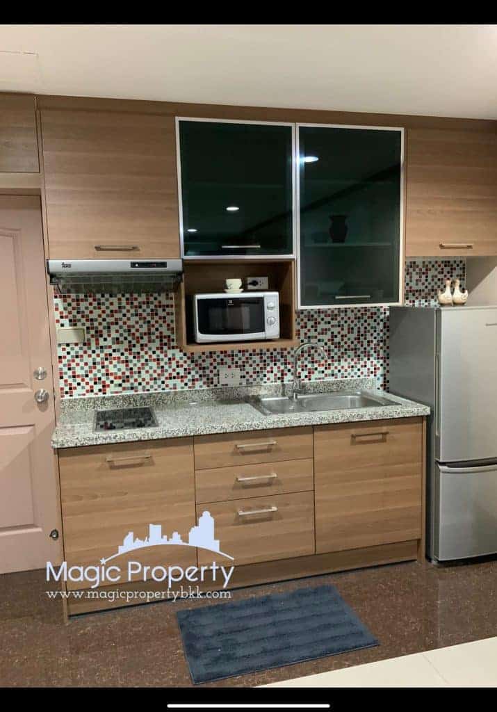 2 Bedroom For Rent in The Waterford Diamond Condominium For Rent