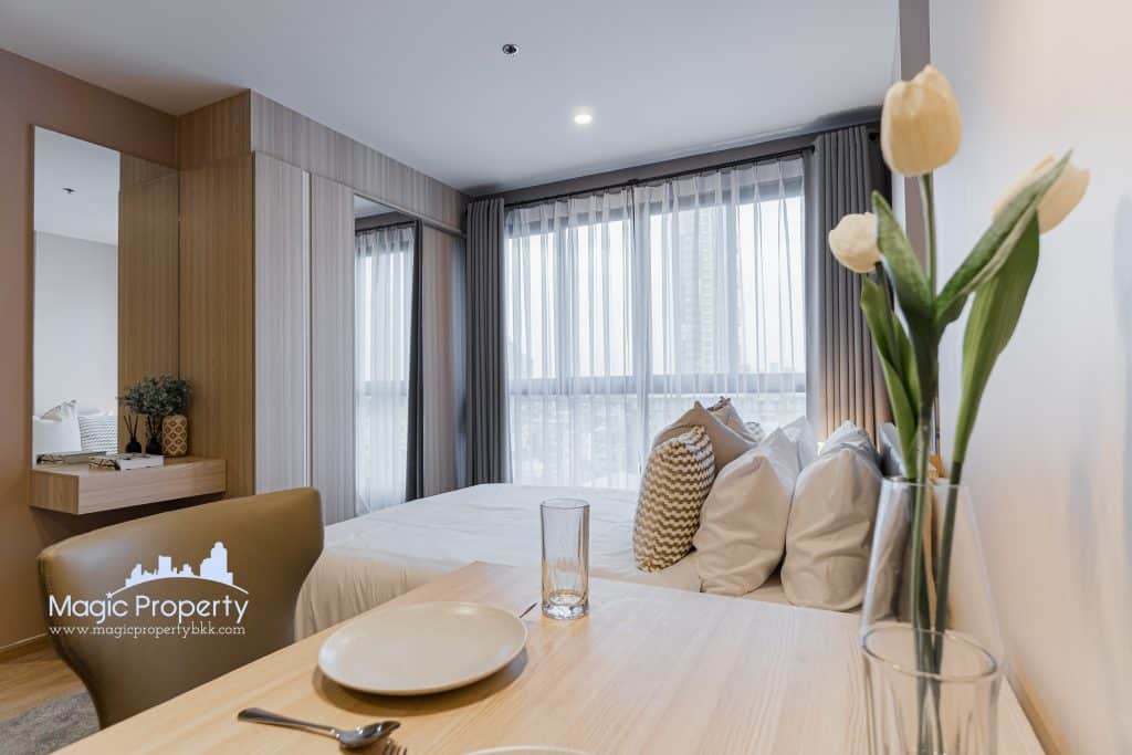 Studio UNIT Fully Furnished For Sale or Rent in IDEO O2 Condominium, Bang na, Bangkok