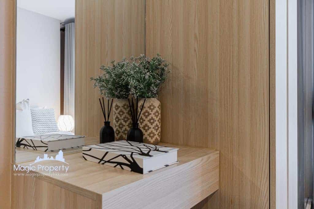 Studio UNIT Fully Furnished For Sale or Rent in IDEO O2 Condominium, Bang na, Bangkok