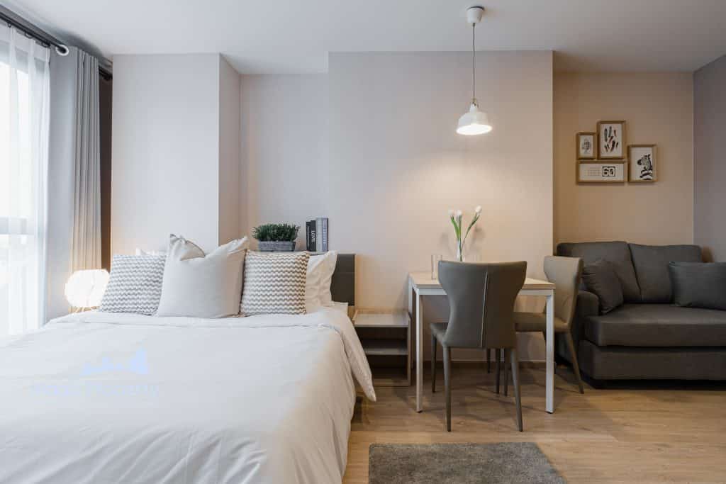 Studio UNIT Fully Furnished For Sale or Rent in IDEO O2 Condominium, Bang na, Bangkok