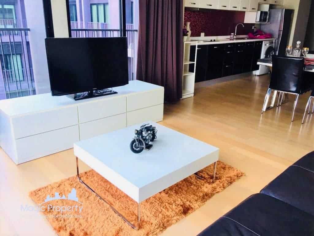 2 Bedroom For Sale or Rent in Noble Reveal condominium, Near Ekkamai BTS