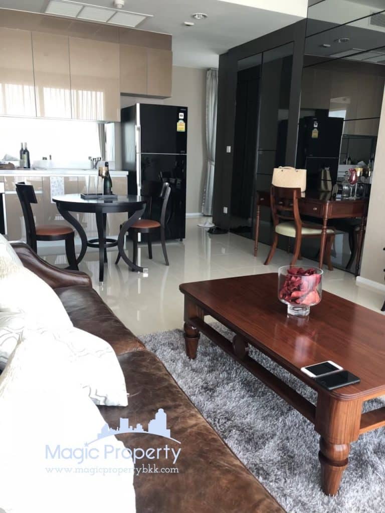 2 Bedroom Condominium For Sale in Menam Residences Condominium, Wat Phraya Krai, Bang Kho Laem, Krung Thep Maha Nakhon 10120