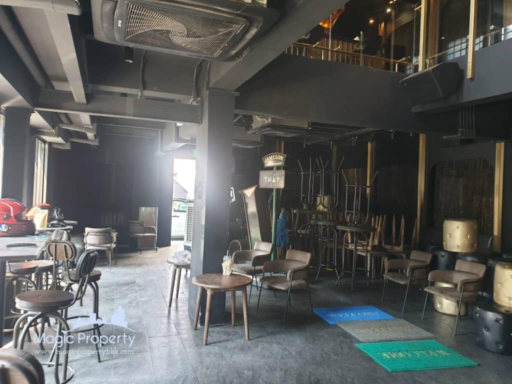Park Avenue Commercial Space For Rent on Main road Soi Sukhumvit 63 (Ekkamai) Near Don Donki Mall