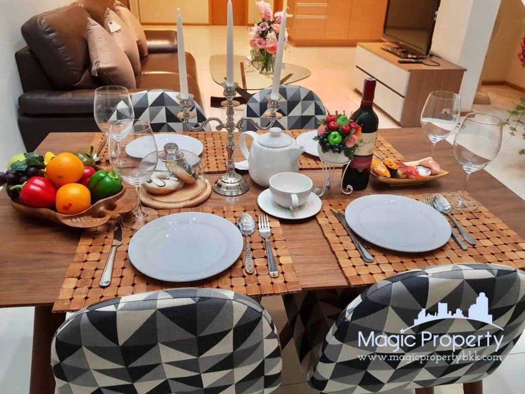 1 Bedroom Duplex For Rent in The Emporio Place Sukhumvit 24, Khlong Tan, Khlong Toei, Bangkok 10110