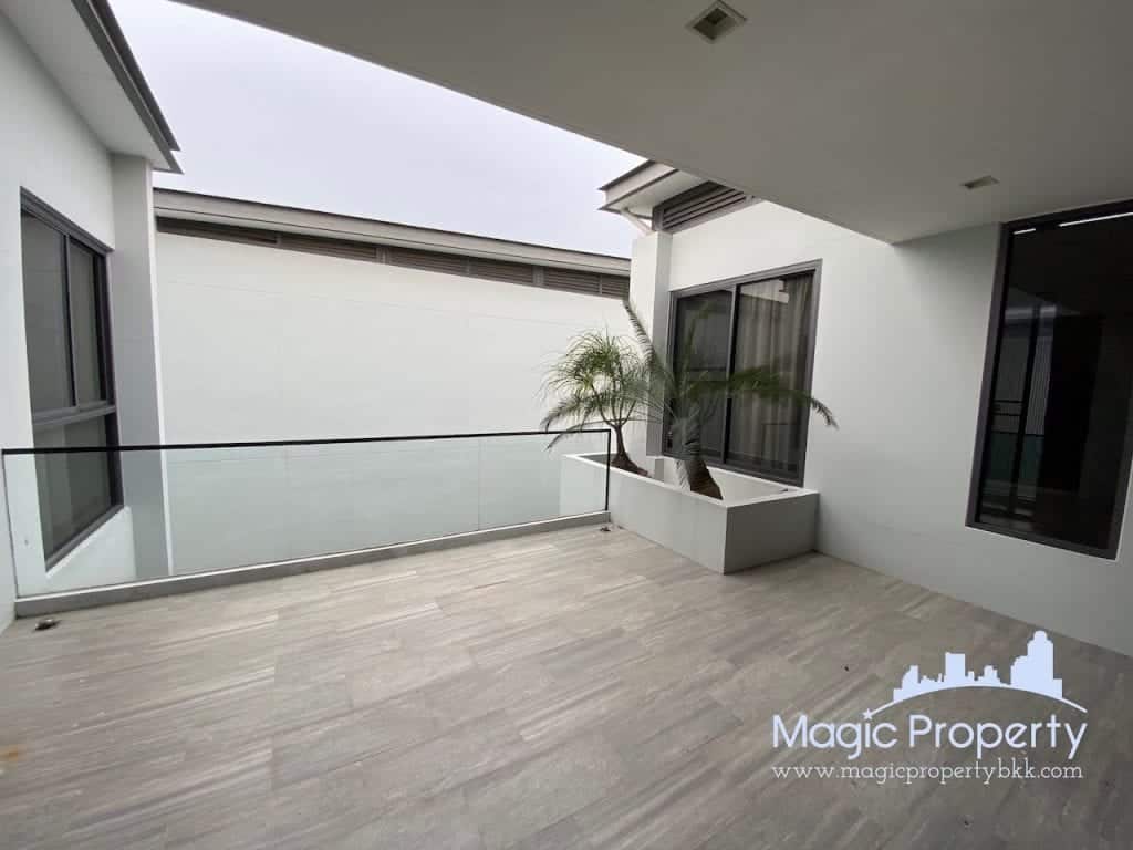 4 Bedrooms Single House For Sale in The Honor Single House Project, Khlong Chaokhunsing, Wang Thonglang, Bangkok 10310