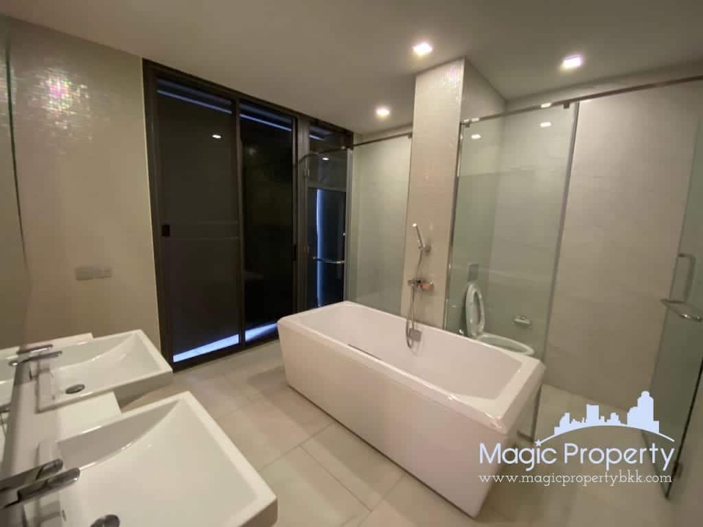 4 Bedrooms Single House For Sale in The Honor Single House Project, Khlong Chaokhunsing, Wang Thonglang, Bangkok 10310