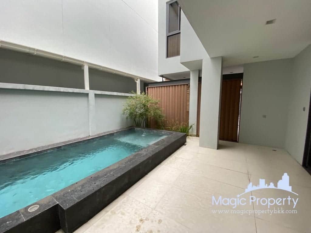 4 Bedrooms Single House For Sale in The Honor Single House Project, Khlong Chaokhunsing, Wang Thonglang, Bangkok 10310